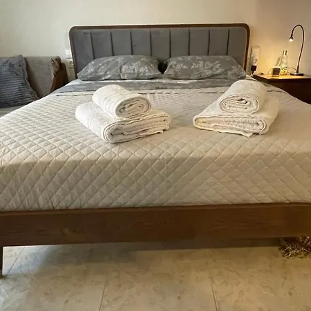 Houseloft Center * Elassona